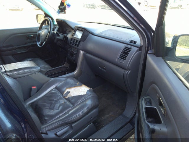 2004 HONDA PILOT EX VIN: 2HKYF18544H510450