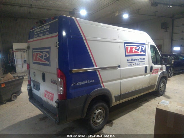 RAM Promaster Cargo Van 2018 3C6TRVCG2JE118849 Image 4