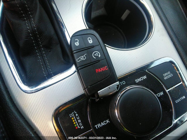 1C4RJFDJ6JC370900 Jeep Grand Cherokee Srt 4x4