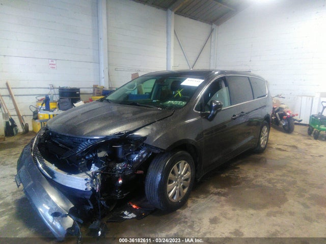 Chrysler PACIFICA L 2018 2C4RC1AG9JR227324 Image 2