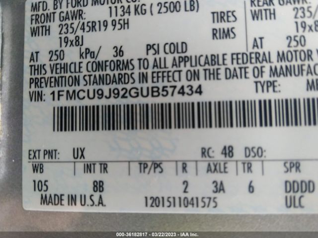 1FMCU9J92GUB57434 Ford Escape Titanium
