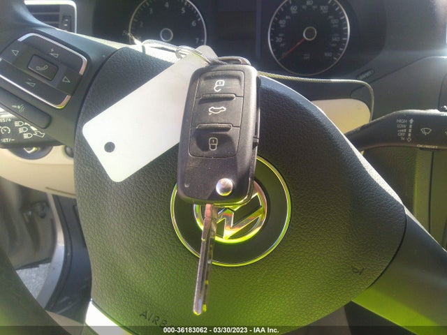 3VWD07AJ0EM222704 Volkswagen Jetta Sedan Se W/connectivity