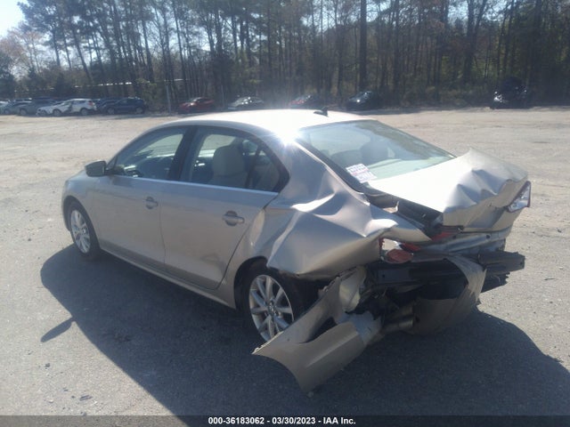 3VWD07AJ0EM222704 Volkswagen Jetta Sedan Se W/connectivity