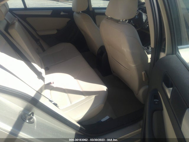 3VWD07AJ0EM222704 Volkswagen Jetta Sedan Se W/connectivity
