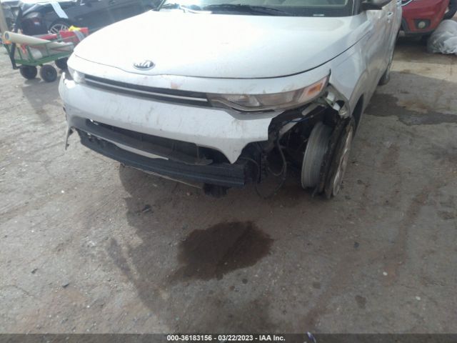 KNDJ23AU6M7748136 KIA SOUL S