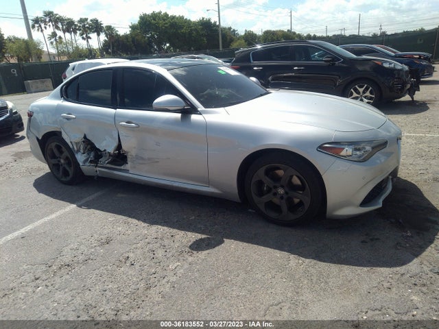 2017 Alfa Romeo Giulia, VIN: ZARFAEBN3H7547849