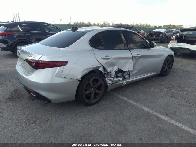 2017 Alfa Romeo Giulia, VIN: ZARFAEBN3H7547849