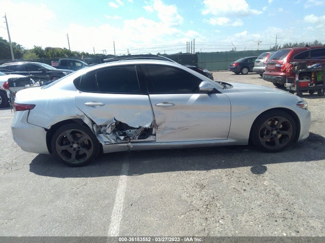 2017 Alfa Romeo Giulia, VIN: ZARFAEBN3H7547849