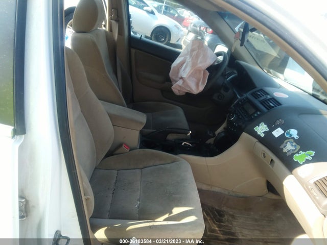 2005 HONDA ACCORD SDN LX VIN: 1HGCM56495A085190