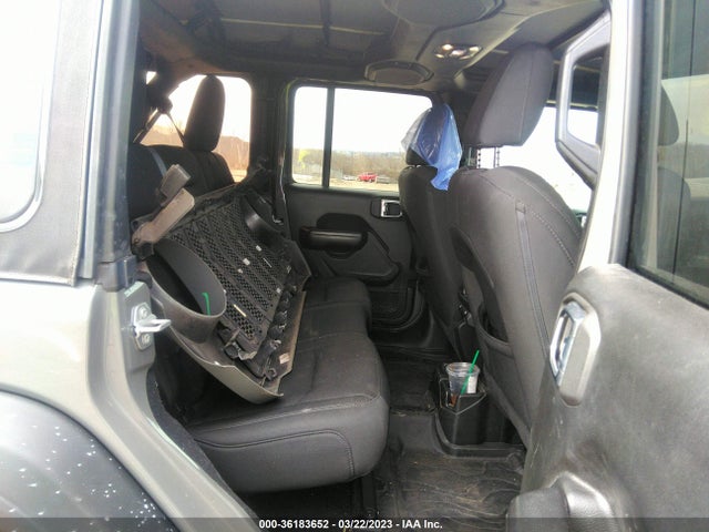 1C4HJXDGXKW662104 Jeep Wrangler Unlimited Sport S