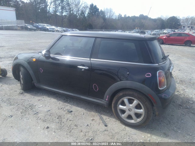 2010 MINI COOPER HARDTOP VIN: WMWMF3C59ATZ62612