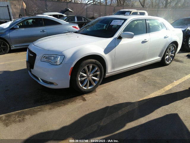 2C3CCARG5HH655650 Chrysler 300 Limited