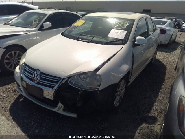 3VWEG71K17M145076 Volkswagen Jetta Sedan Wolfsburg Edition
