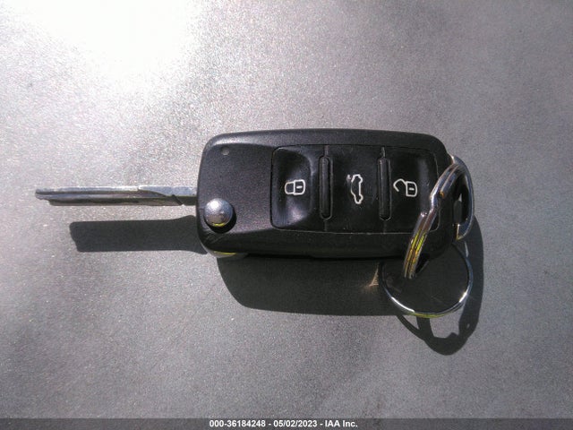 3VWD17AJ2EM364498 Volkswagen Jetta Sedan Se