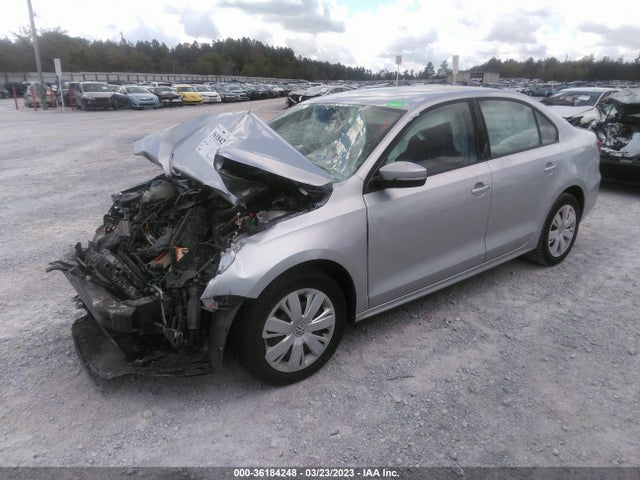 3VWD17AJ2EM364498 Volkswagen Jetta Sedan Se