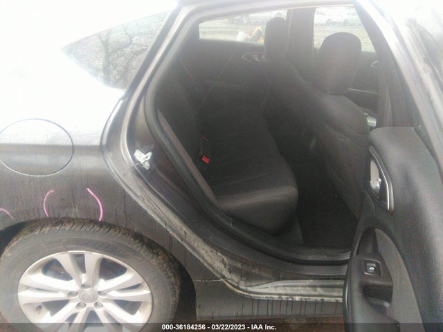 1C3CCCAB6FN725477 Chrysler 200 Limited
