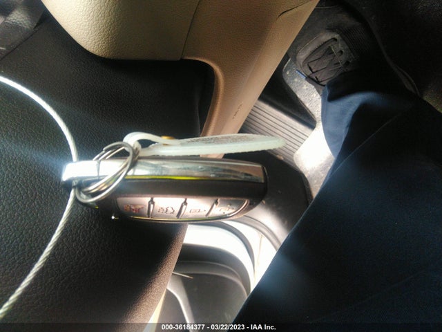 Hyundai Elantra Value Edition 2018 5NPD84LF7JH348190 Image 3
