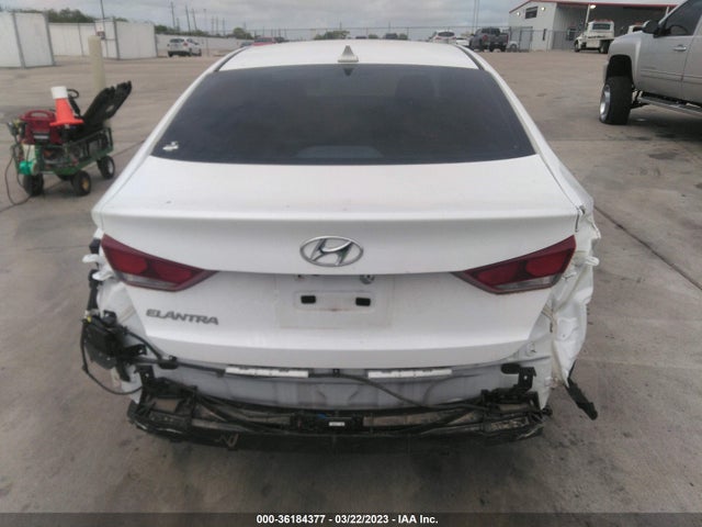 Hyundai Elantra Value Edition 2018 5NPD84LF7JH348190 Image 8