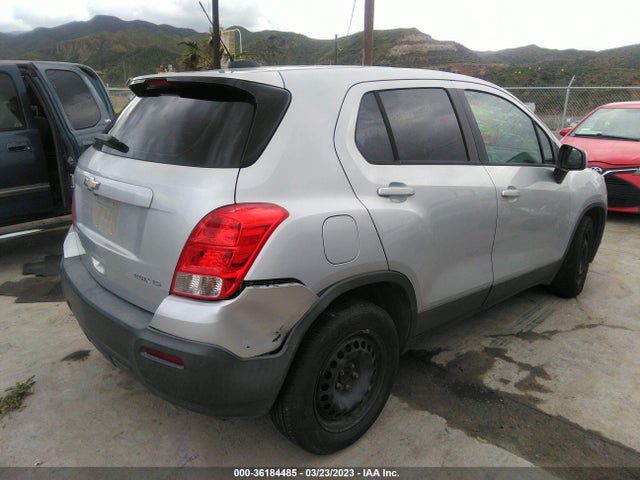 Chevrolet TRAX LS 2015 3GNCJKSB3FL242580 Image 4