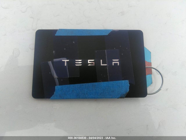 7SAYGAEE2NF366398 Tesla Model Y Long Range