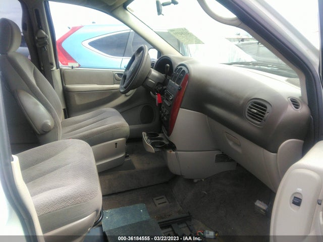 2005 CHRYSLER TOWN & COUNTRY LX VIN: 2C4GP44R35R567035