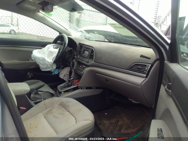 Hyundai ELANTRA SE 2017 5NPD74LF1HH140531 Image 5