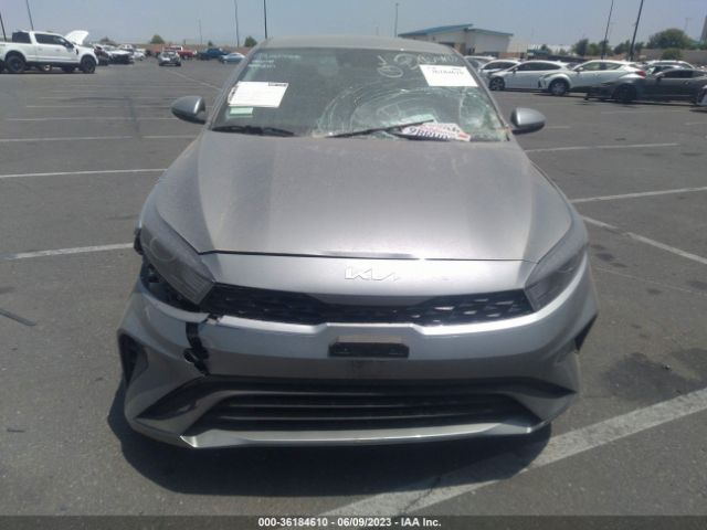 3KPF24AD0NE490046 KIA Forte Lxs