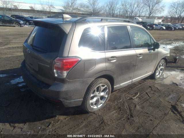 JF2SJAWCXJH425453 Subaru Forester Touring