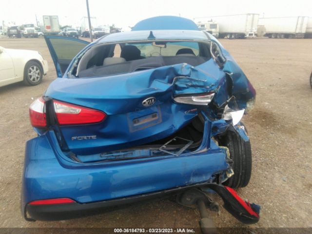 KNAFX4A8XE5120381 KIA FORTE EX