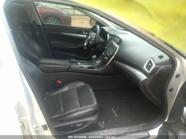 1N4AA6APXJC387887 Nissan MAXIMA SV
