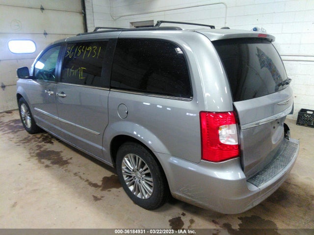 2C4RC1CG2GR221497 Chrysler Town & Country Touring-l