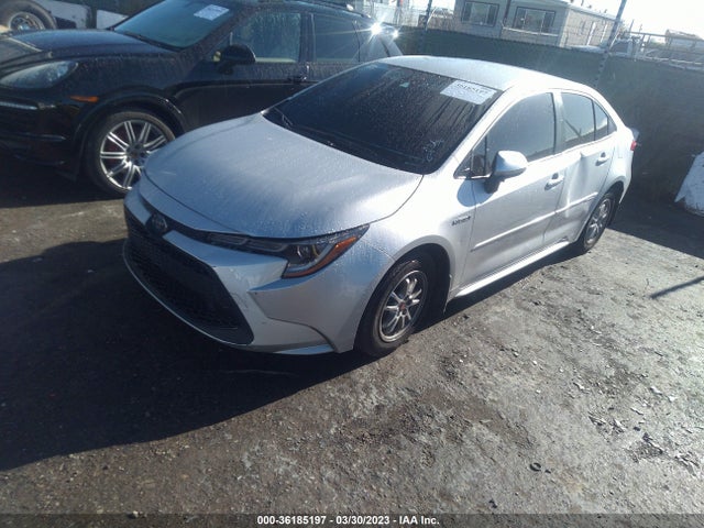 Toyota Corolla Hybrid Le 2021 JTDEAMDE9MJ029920 Image 2
