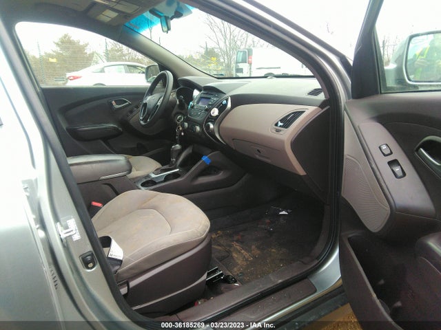 Hyundai TUCSON GLS 2015 KM8JT3AF0FU087606 Image 6