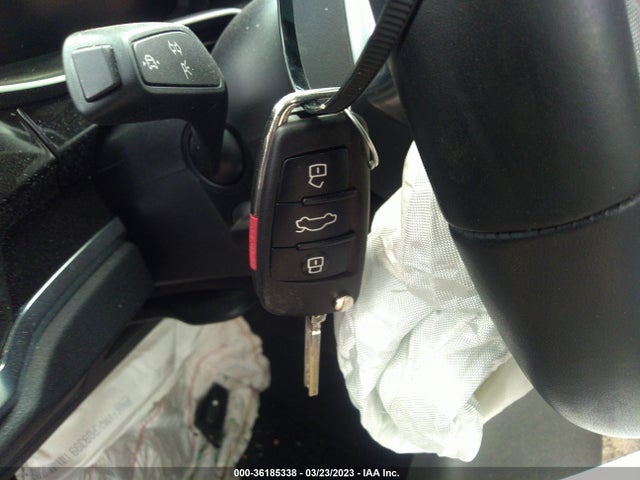 WA1AUCF37M1143050 Audi Q3 PREMIUM