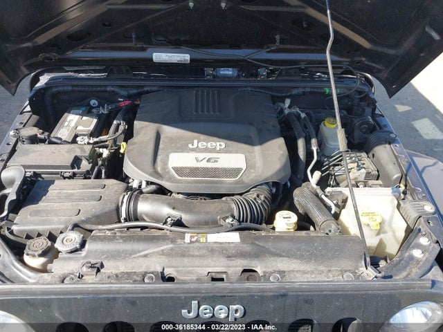 2016 Jeep Wrangler, VIN: 1C4BJWDG3GL188974