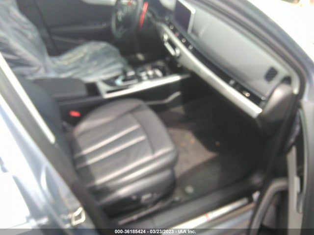 WAUENAF40JN012335 Audi A4 Premium Plus