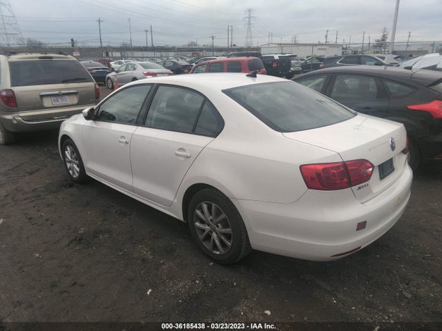 3VWDX7AJ4CM369598 Volkswagen Jetta Sedan Se W