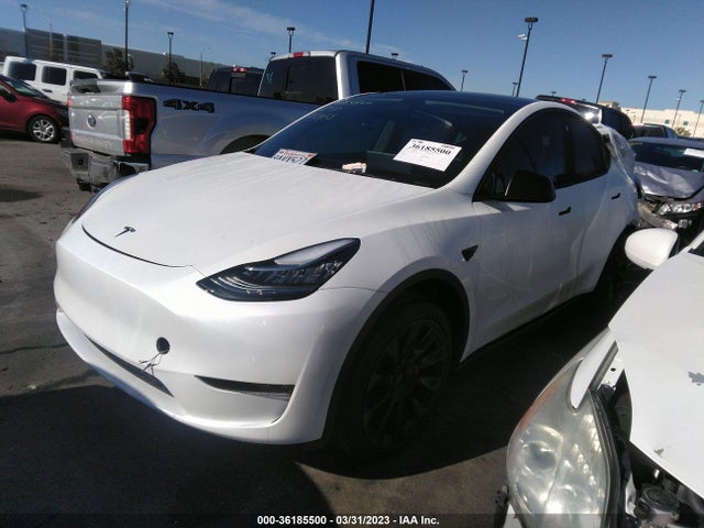 7SAYGAEE8NF341800 Tesla Model Y Long Range