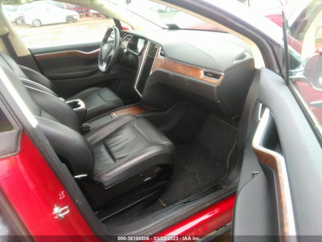 5YJXCBE25GF031946 Tesla Model X 70d/90d/75d/60d/p100d