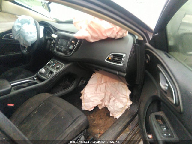 Chrysler 200 LX 2015 1C3CCCFB3FN698697 Image 5