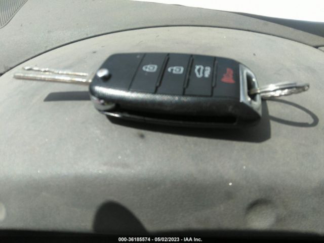 5XXGM4A7XFG511714 KIA Optima Lx