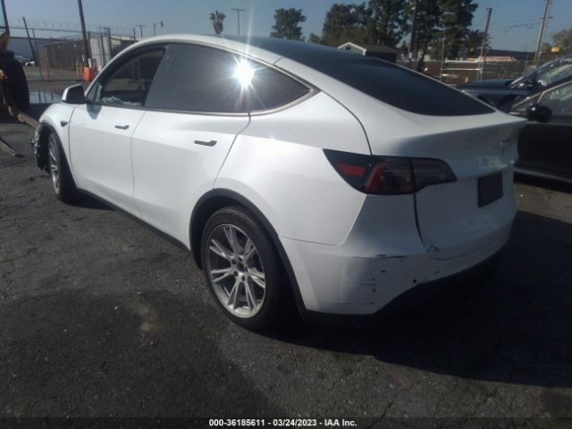 7SAYGAEE2NF350735 Tesla Model Y Long Range