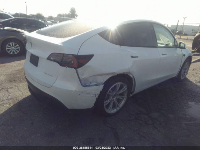 7SAYGAEE2NF350735 Tesla Model Y Long Range