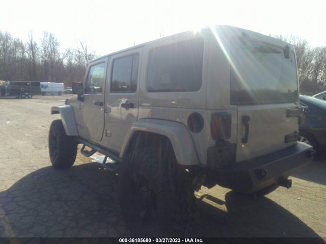 2016 JEEP WRANGLER UNLIMITED SAHARA VIN: 1C4HJWEG3GL317854