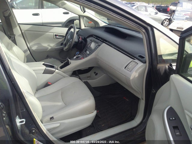 Toyota Prius Four/five/three/one/two 2014 JTDKN3DU3E1739048 Image 6