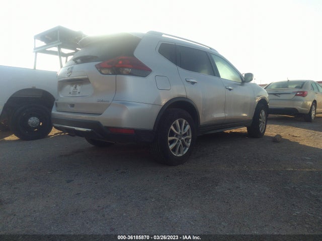 2018 NISSAN ROGUE SV VIN: KNMAT2MV2JP510906
