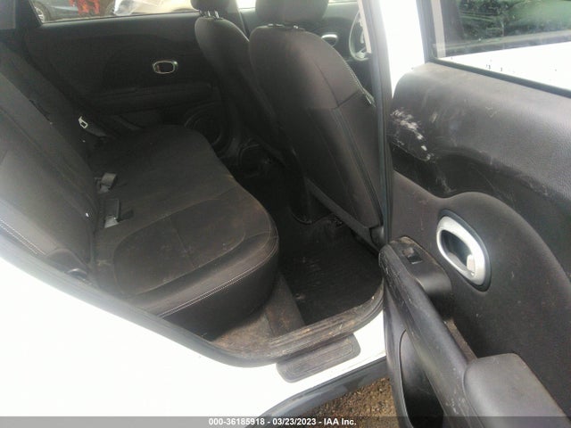KIA Soul Base 2015 KNDJN2A23F7800874 Image 8
