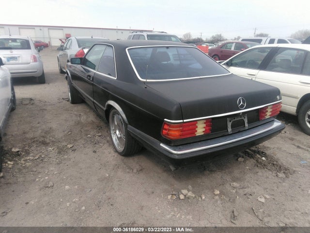 1987 MERCEDES-BENZ 560 SEC VIN: WDBCA45D2HA292459