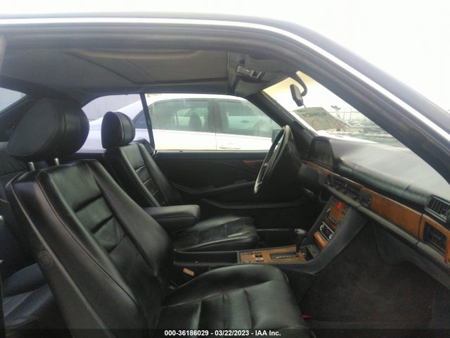 1987 MERCEDES-BENZ 560 SEC VIN: WDBCA45D2HA292459