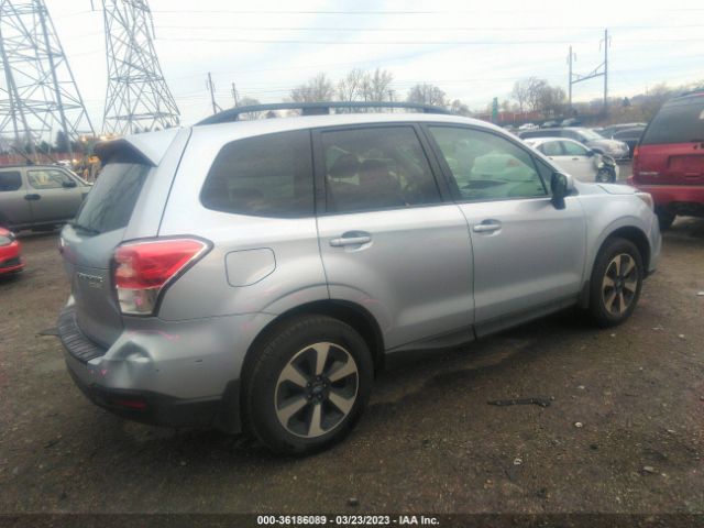 JF2SJAEC9HH450971 Subaru Forester Premium